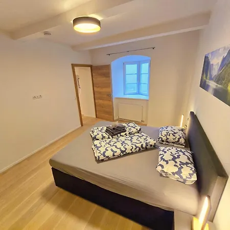 Stylish 1-bedroom Old Town Retreat Appartement