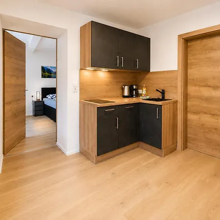 Stylish 1-bedroom Old Town Retreat Hall in Tirol