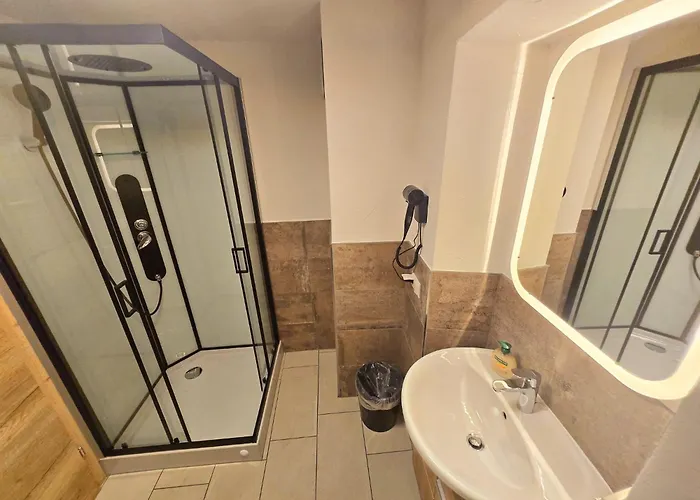 Stylish 1-bedroom Old Town Retreat *